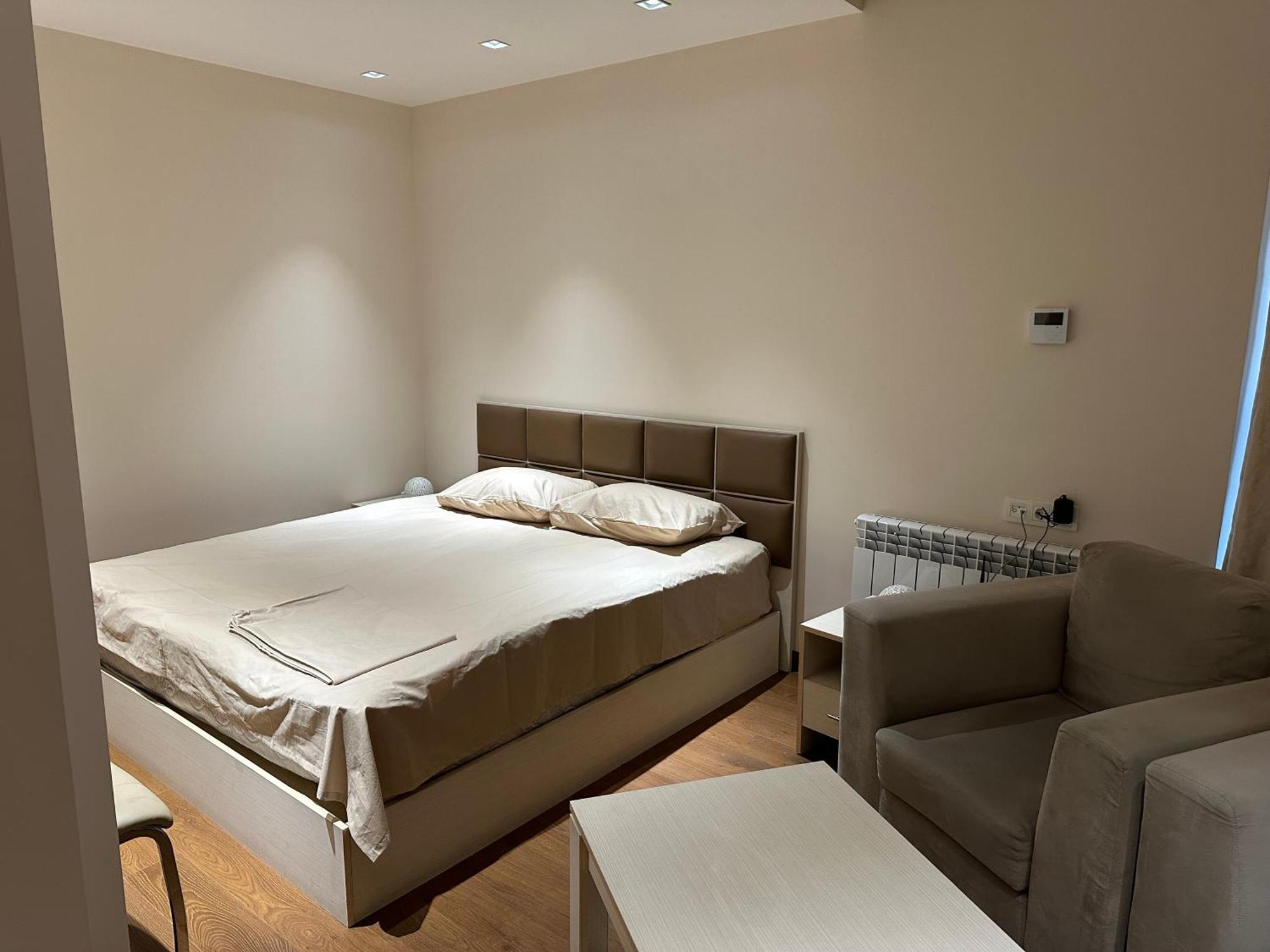 Beautiful Apartment In The Center Of 耶烈万 外观 照片